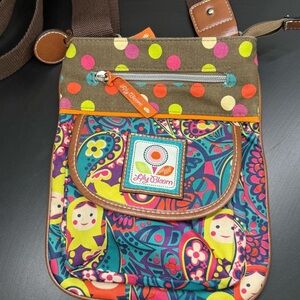 Very cute and colorful Lilly Bloom crossbody purse!